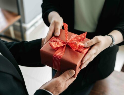 Les chèques-vacances et chèques-cadeaux